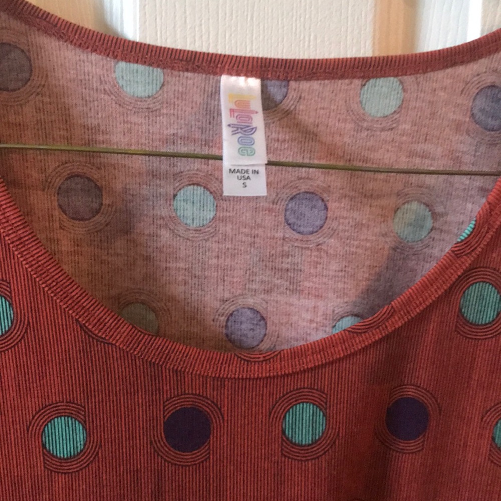 LuLaRoe Red Classic T